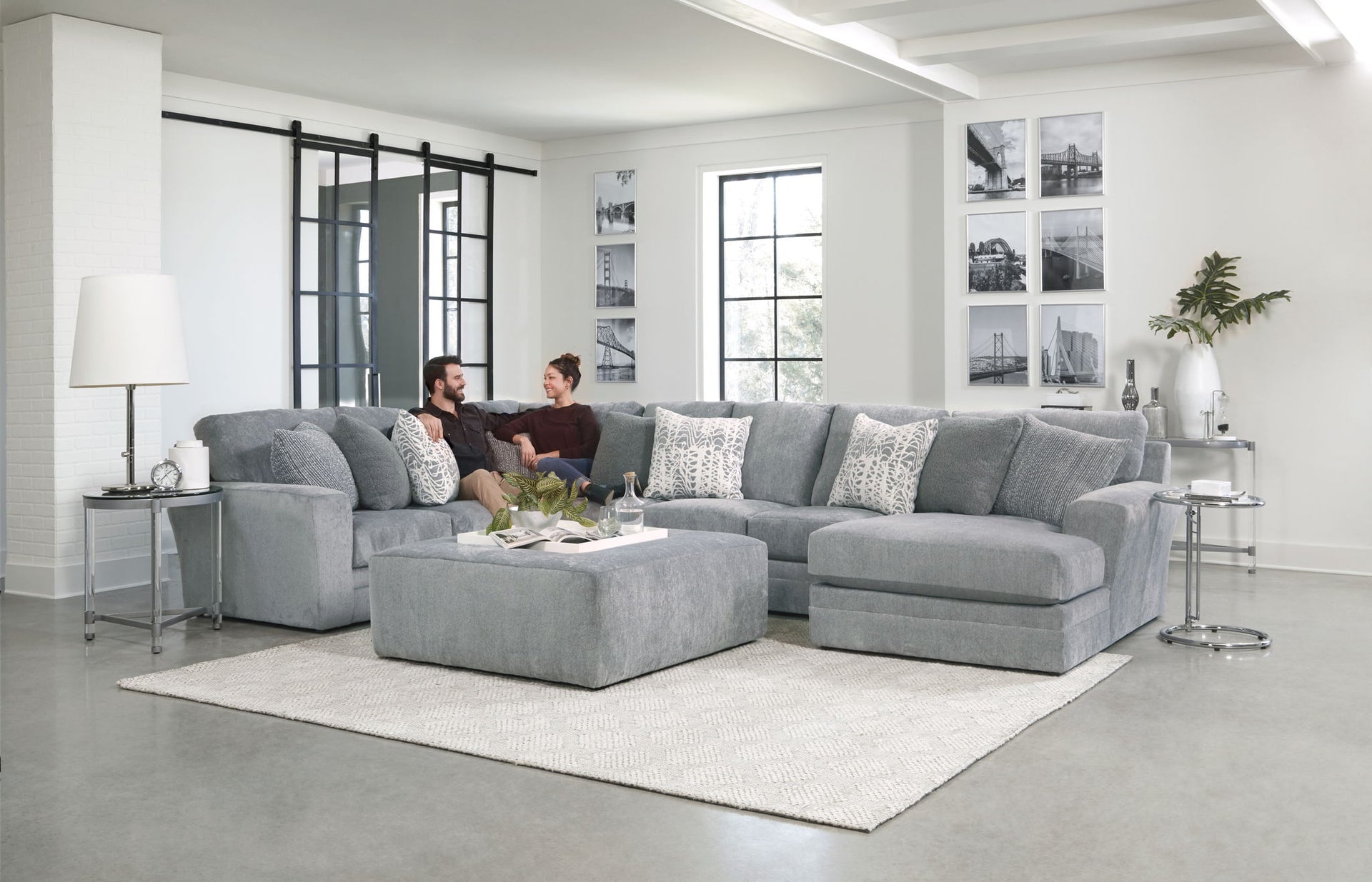 Glacier - Sectional With Cocktail Ottoman